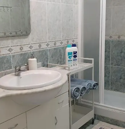 Apartment For 6 People. Valencia